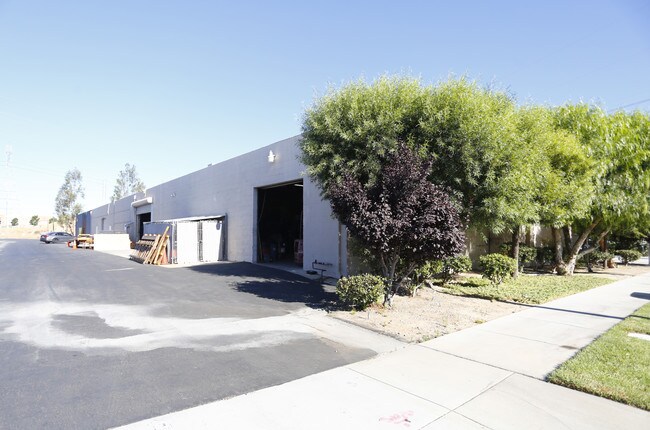 More details for 26541 Ruether Ave, Santa Clarita, CA - Industrial for Lease