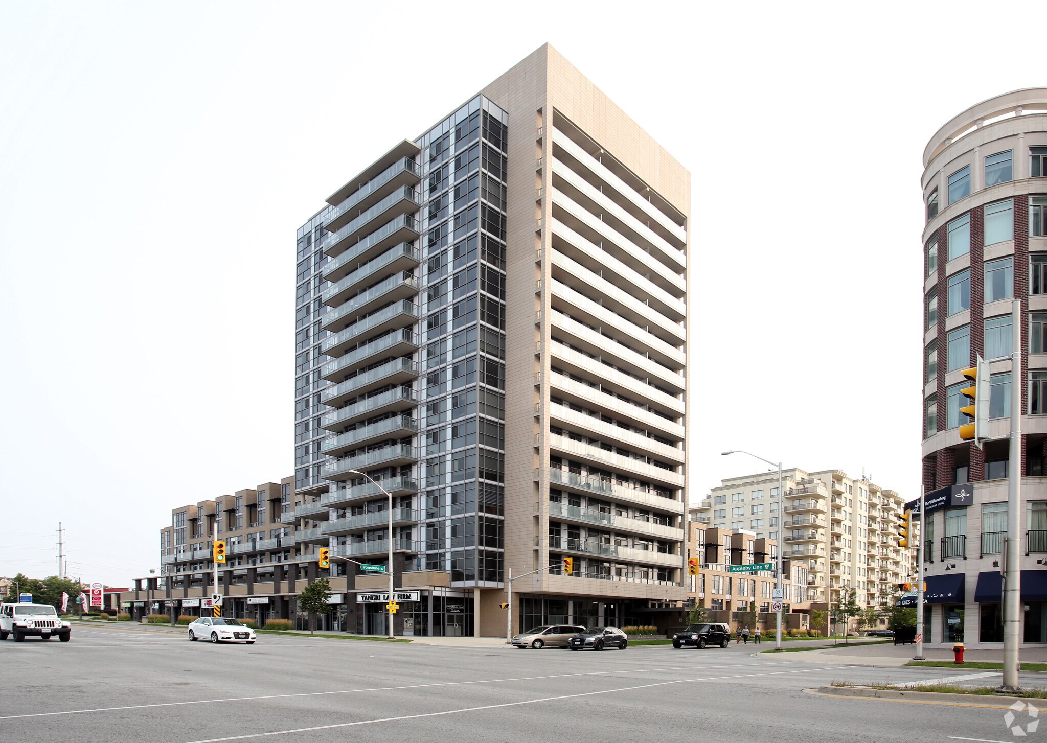 1940 Ironstone Dr, Burlington, ON à vendre Photo principale- Image 1 de 1
