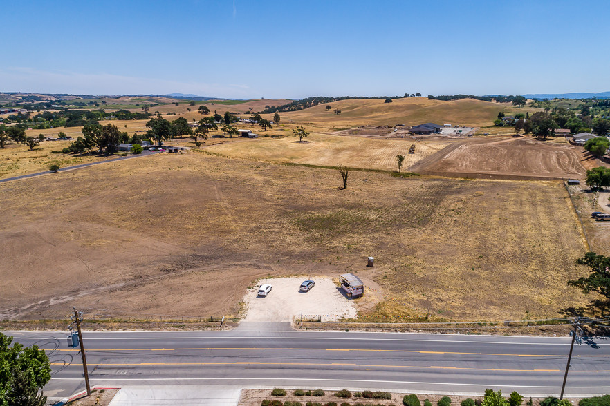 2930 Union Rd, Paso Robles, CA for sale - Building Photo - Image 1 of 1