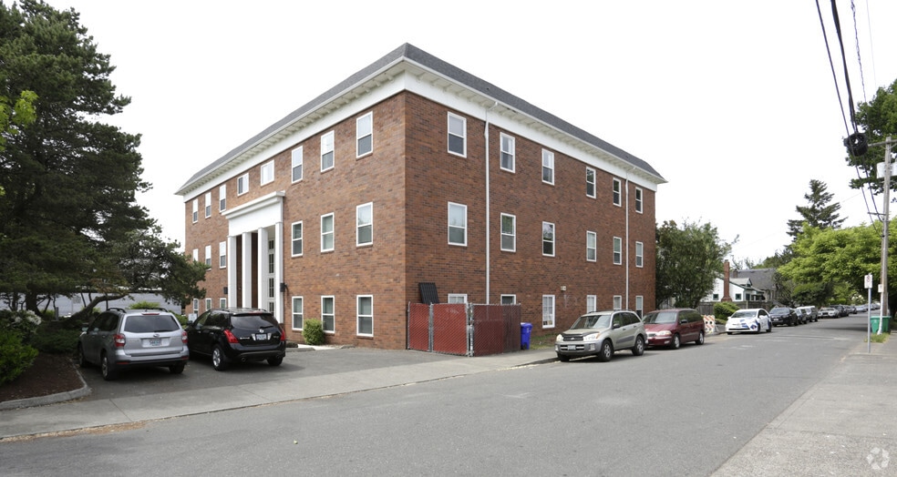 4531 SE Belmont St, Portland, OR à louer - Photo du bâtiment - Image 3 de 7