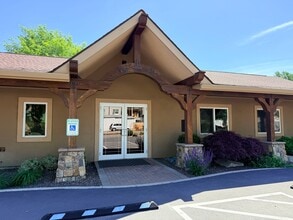 1212 Columbia Park Trl, Richland, WA for lease Building Photo- Image 1 of 11