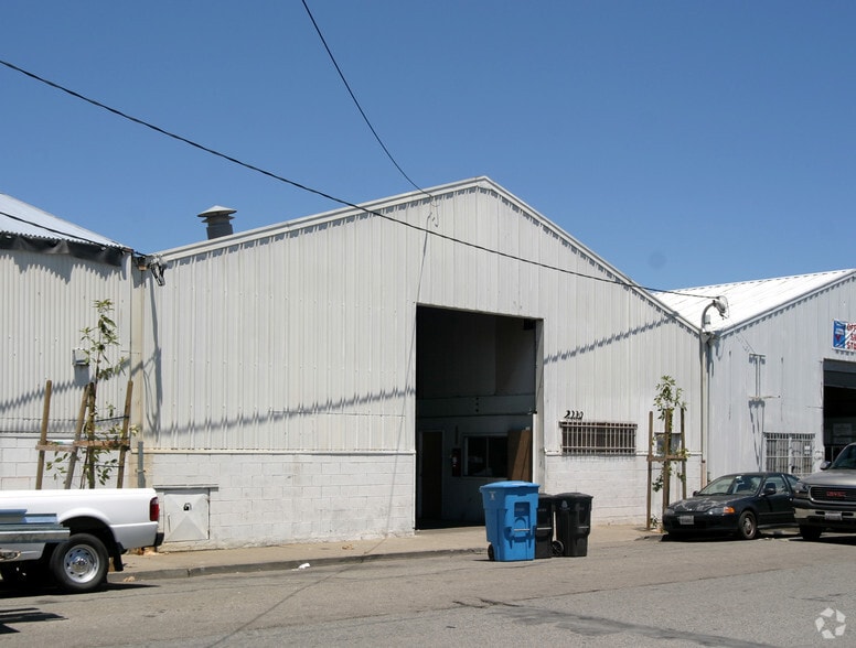 2220 Ingalls St, San Francisco, CA for sale - Building Photo - Image 2 of 6