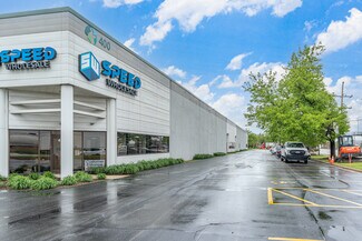 Plus de détails pour 400-440 N York Rd, Bensenville, IL - Industriel à louer