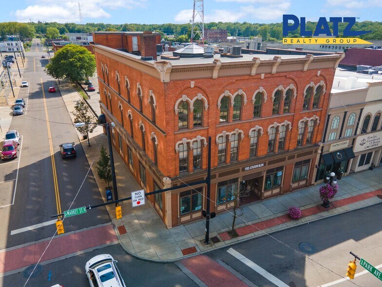 103 W Market St, Warren, OH à vendre - Photo du bâtiment - Image 3 de 7