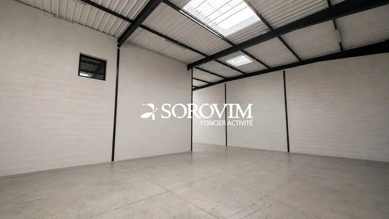Flex in Genay for lease - Interior Photo - Image 3 of 11