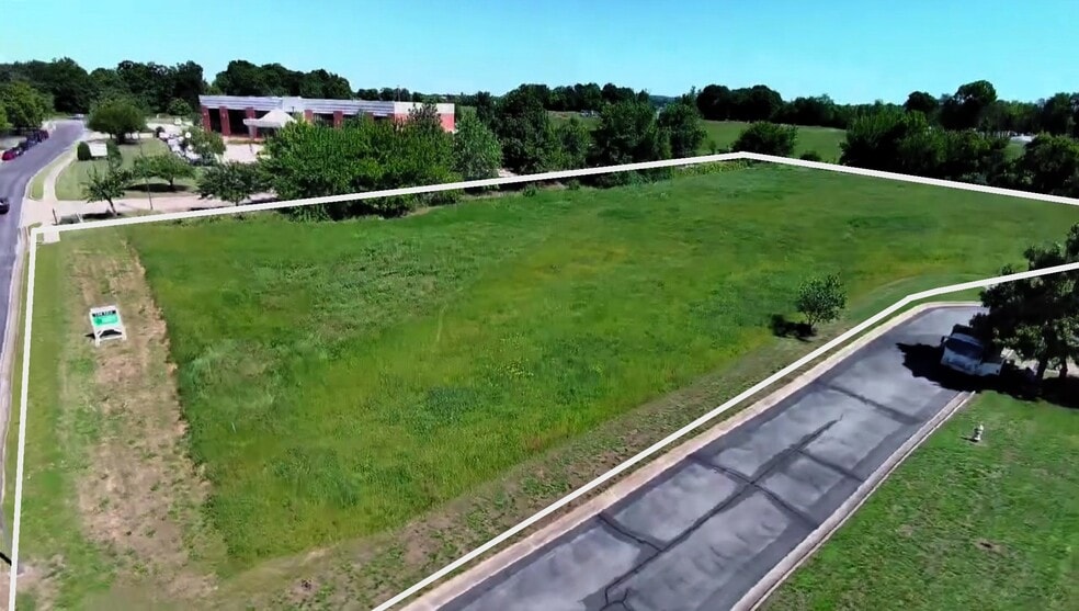 325 S 6th Pl, Lowell, AR for sale - Aerial - Image 2 of 10