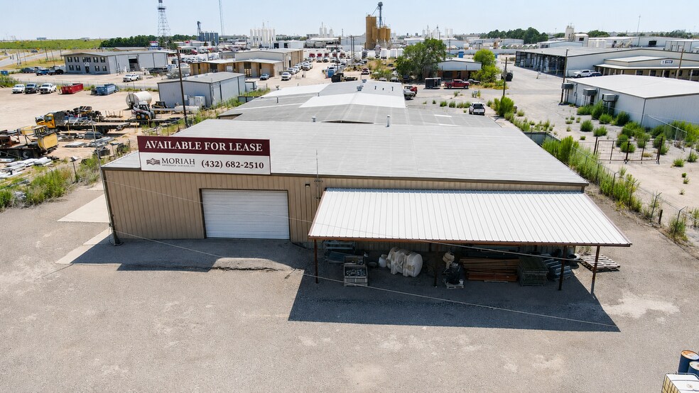 2031 Trade Dr, Midland, TX à louer - Photo du bâtiment - Image 3 de 28