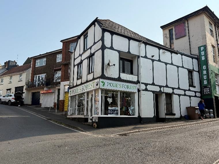 2 Strand Hl, Dawlish for lease - Building Photo - Image 2 of 2