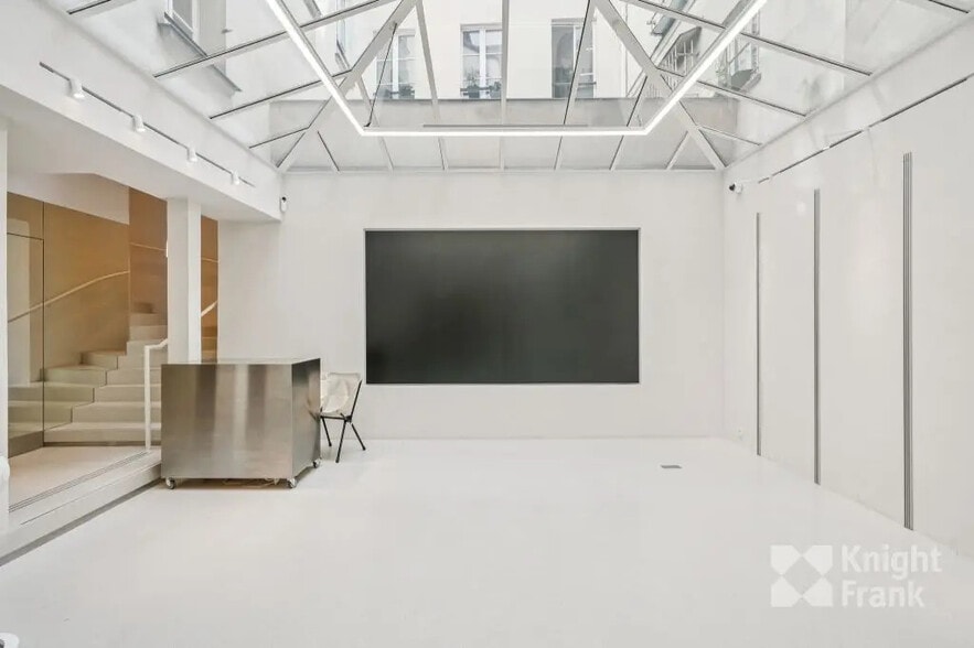 10 Rue Du Perche, Paris for sale - Interior Photo - Image 3 of 11