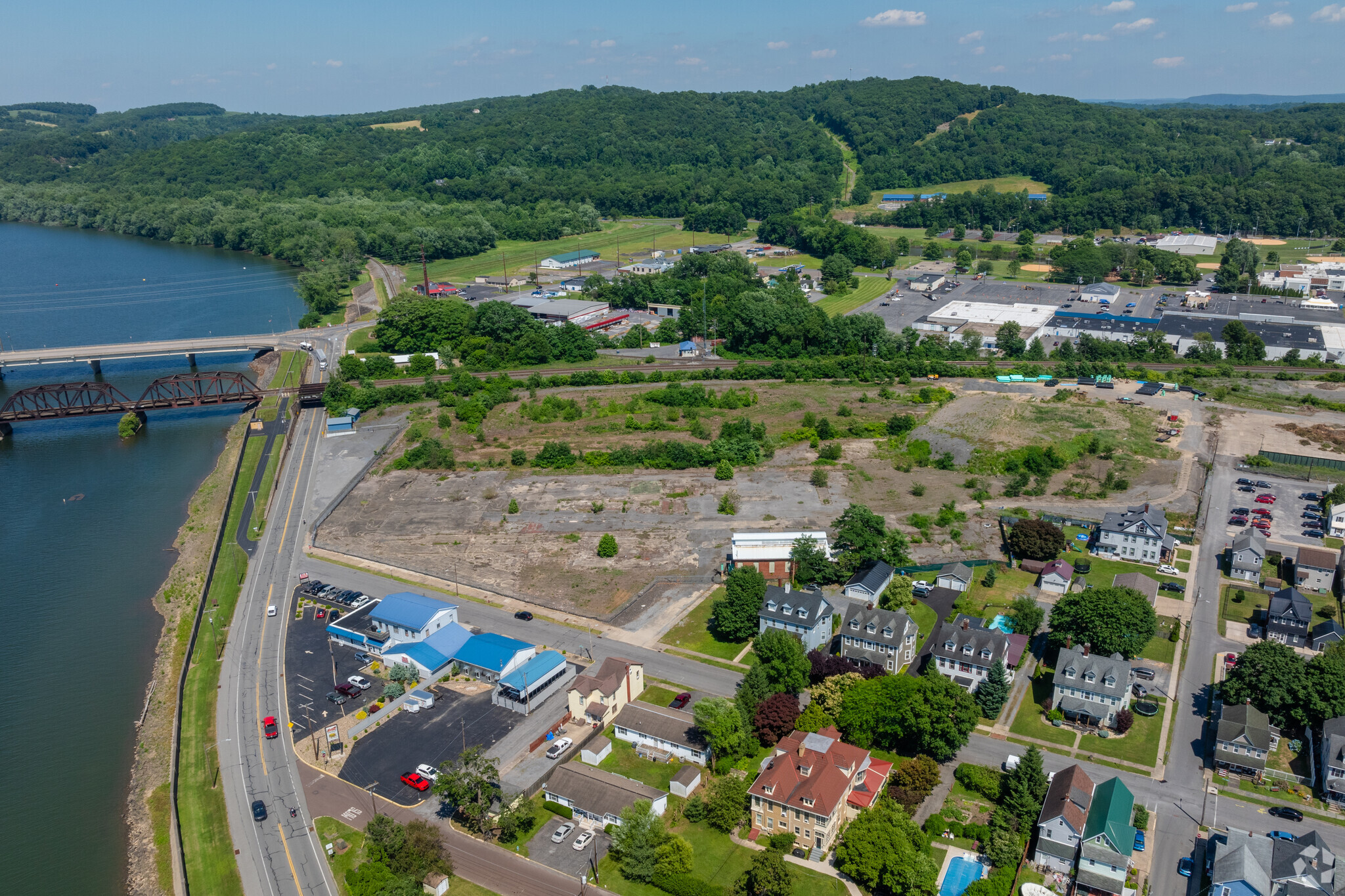 1400 Susquehanna Ave, Sunbury, PA for sale Primary Photo- Image 1 of 17