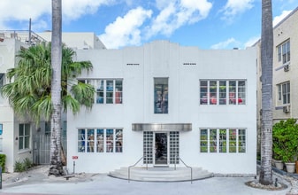 832 Collins Ave, Miami, FL for lease Building Photo- Image 1 of 1