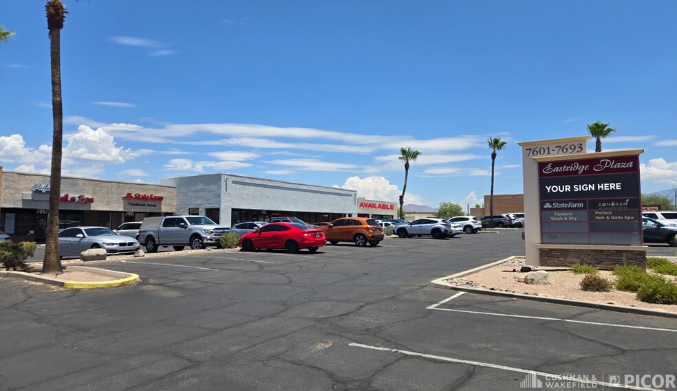 7601-7693 E. Speedway Blvd., Tucson, AZ à louer - Photo du bâtiment - Image 2 de 7