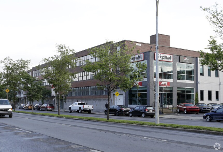 7755 Boul Saint-Laurent, Montréal, QC for sale - Primary Photo - Image 1 of 1