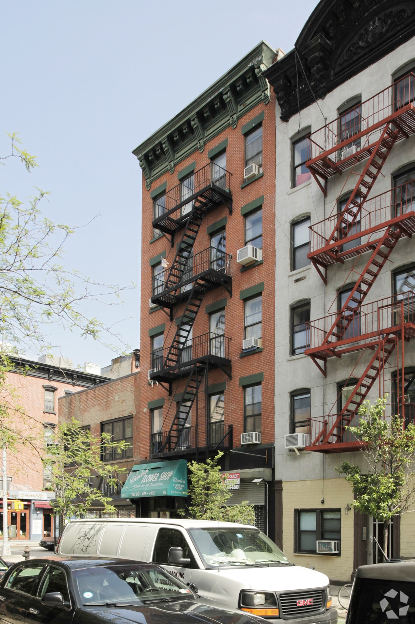 156 Stanton St, New York, NY for lease Primary Photo- Image 1 of 7