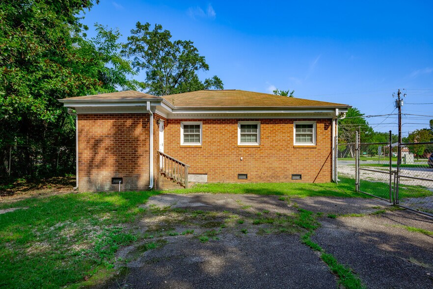 211 Kershaw St, Cheraw, SC à vendre - Photo du bâtiment - Image 2 de 13