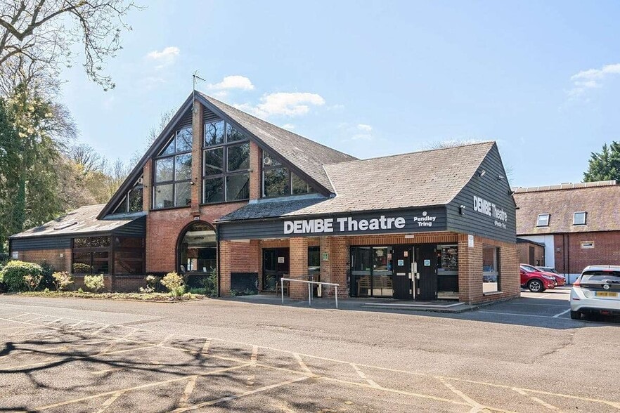 Station Rd, Tring for sale - Building Photo - Image 2 of 53