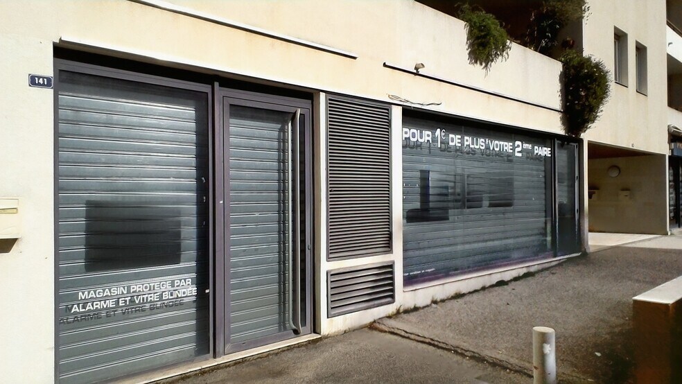 Avenue Gabriel Peri, Aubagne à louer - Photo du bâtiment - Image 2 de 7