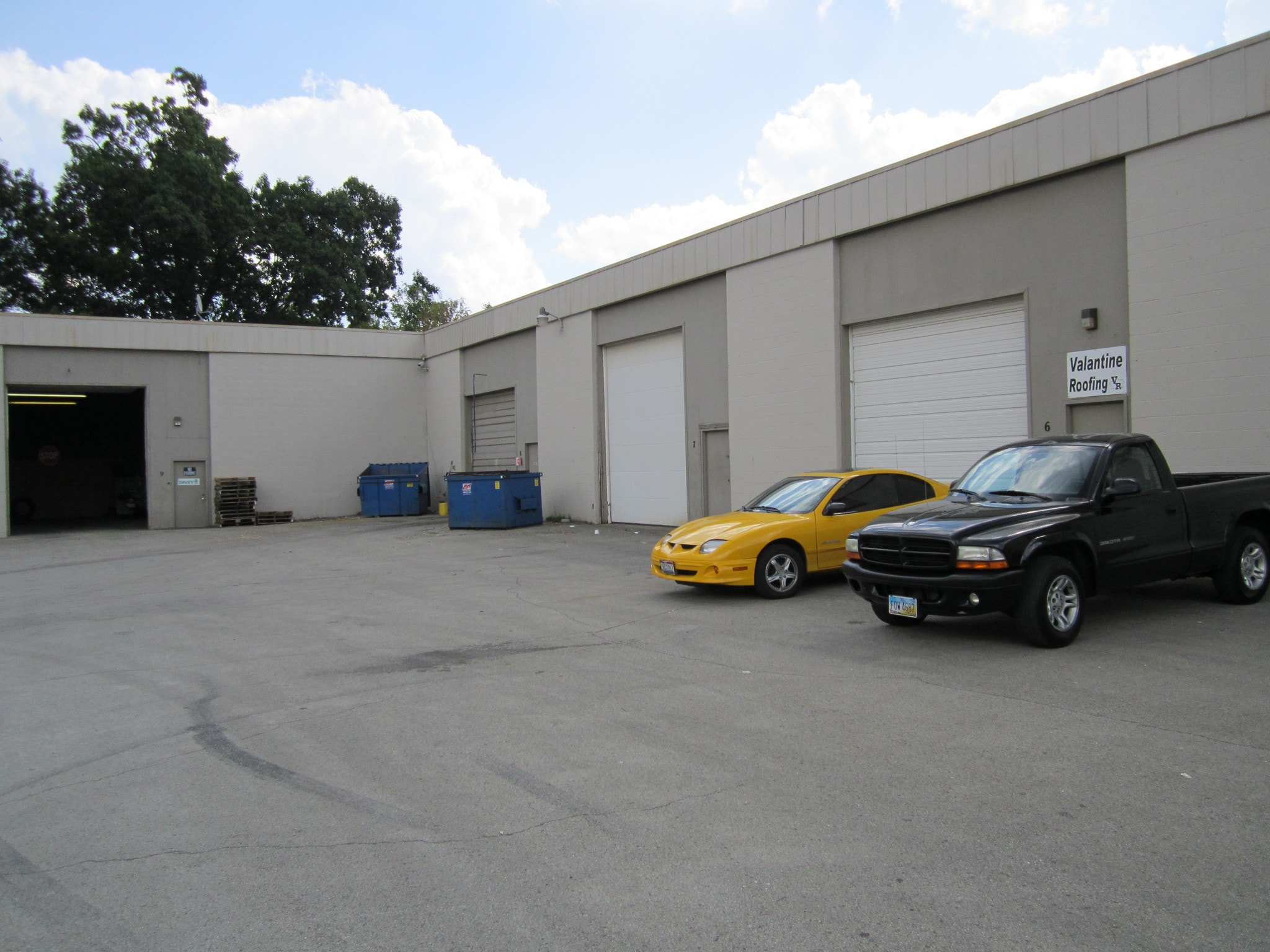 1221 N Meridian Rd, Youngstown, OH for lease Building Photo- Image 1 of 2