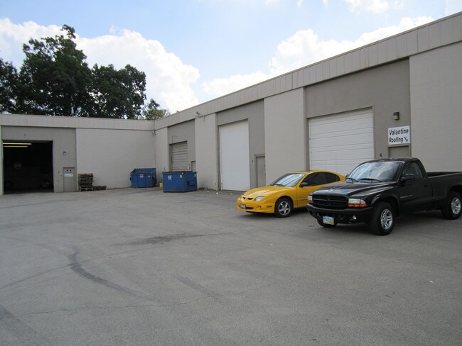 Plus de détails pour 1221 N Meridian Rd, Youngstown, OH - Industriel à louer