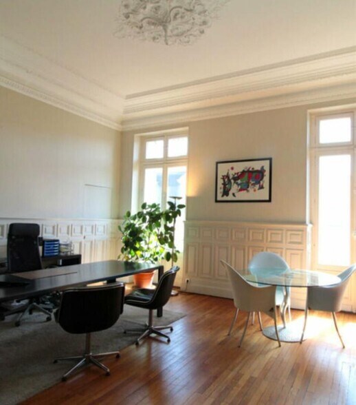 26 Rue Jean-Pierre Timbaud, Paris à louer - Photo du bâtiment - Image 3 de 6