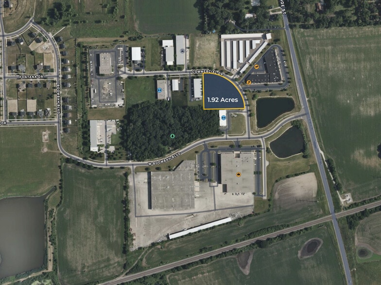 132 Commercial Dr, Yorkville, IL for sale - Building Photo - Image 3 of 4