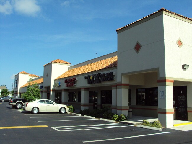 Plus de détails pour 12575 S Cleveland Ave, Fort Myers, FL - Commerce de détail à louer