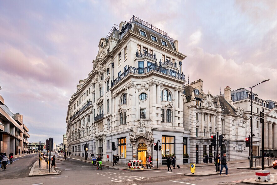1 Queen Street Pl, Londres à louer - Photo du bâtiment - Image 2 de 6