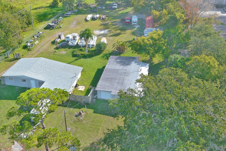426 S Plumosa St, Merritt Island, FL for sale - Building Photo - Image 3 of 20