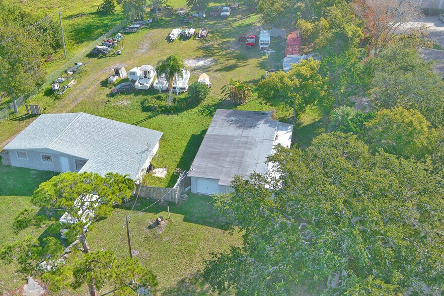 426 S Plumosa St, Merritt Island, FL à vendre - Photo du bâtiment - Image 3 de 20