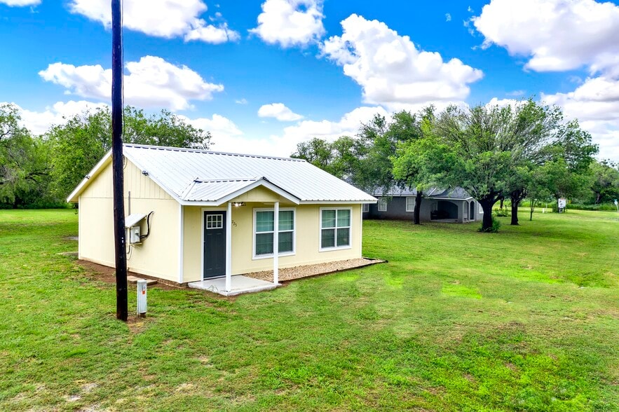 285 San Antonio, Leming, TX for sale - Building Photo - Image 3 of 27