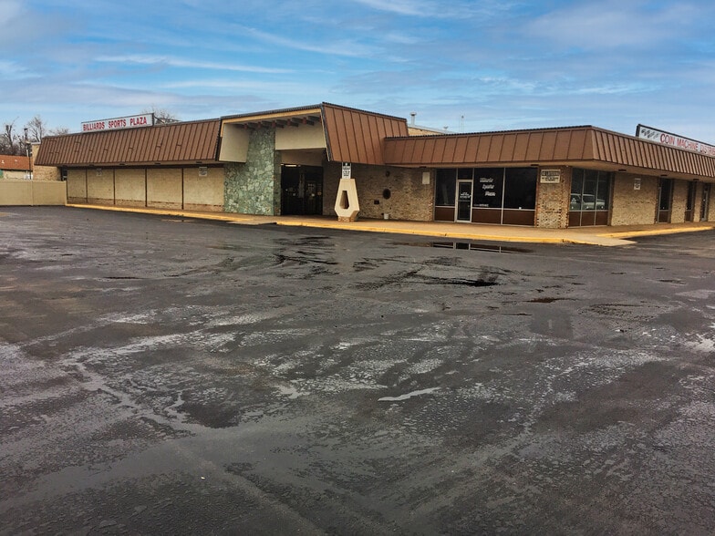 1940 S Oliver St, Wichita, KS for lease - Building Photo - Image 1 of 10