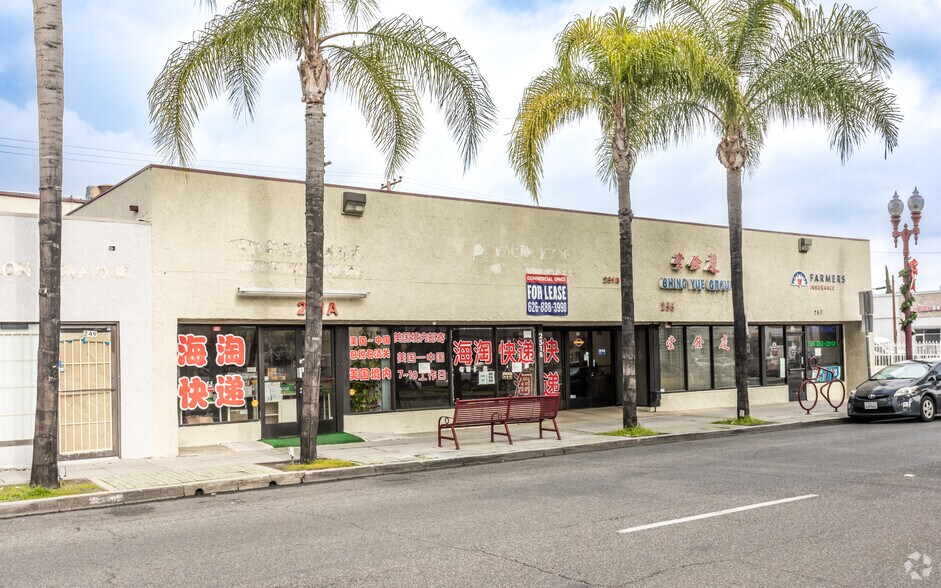 251-257 Garvey Ave, Monterey Park, CA à vendre - Photo du bâtiment - Image 2 de 3
