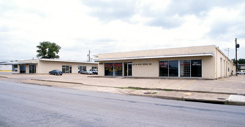 9990 Monroe Dr, Dallas, TX à louer - Photo du bâtiment - Image 3 de 10