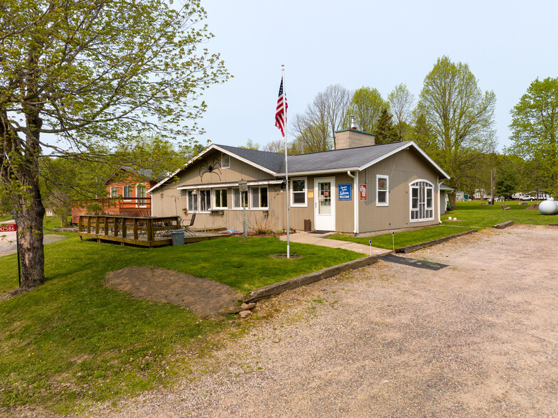 N2586 Spider Lake Trl, Birchwood, WI à vendre - Photo principale - Image 1 de 32