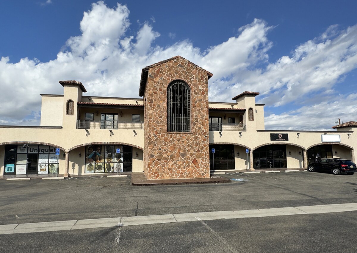 8311 San Pedro Dr NE, Albuquerque, NM for lease Building Photo- Image 1 of 14