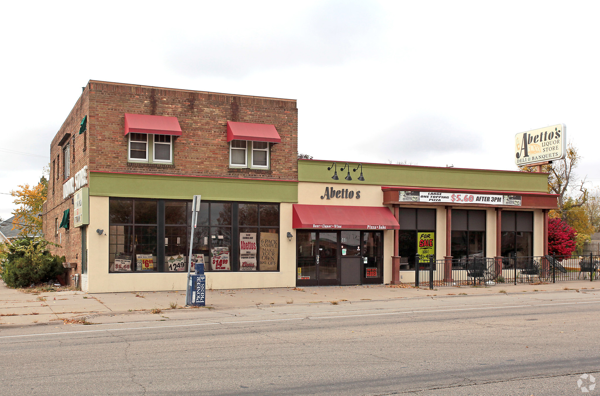 560 Como Ave, Saint Paul, MN for sale Primary Photo- Image 1 of 1