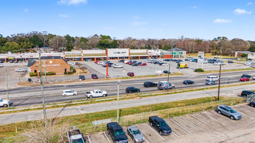 4400 Dorchester Rd, North Charleston, SC for sale - Primary Photo - Image 1 of 4