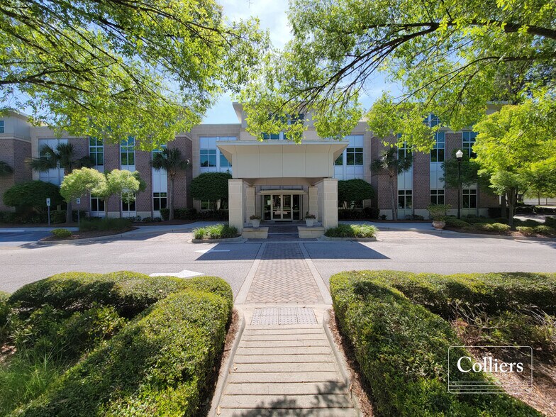 421 Wando Park Blvd, Mount Pleasant, SC à vendre - Photo du bâtiment - Image 2 de 11