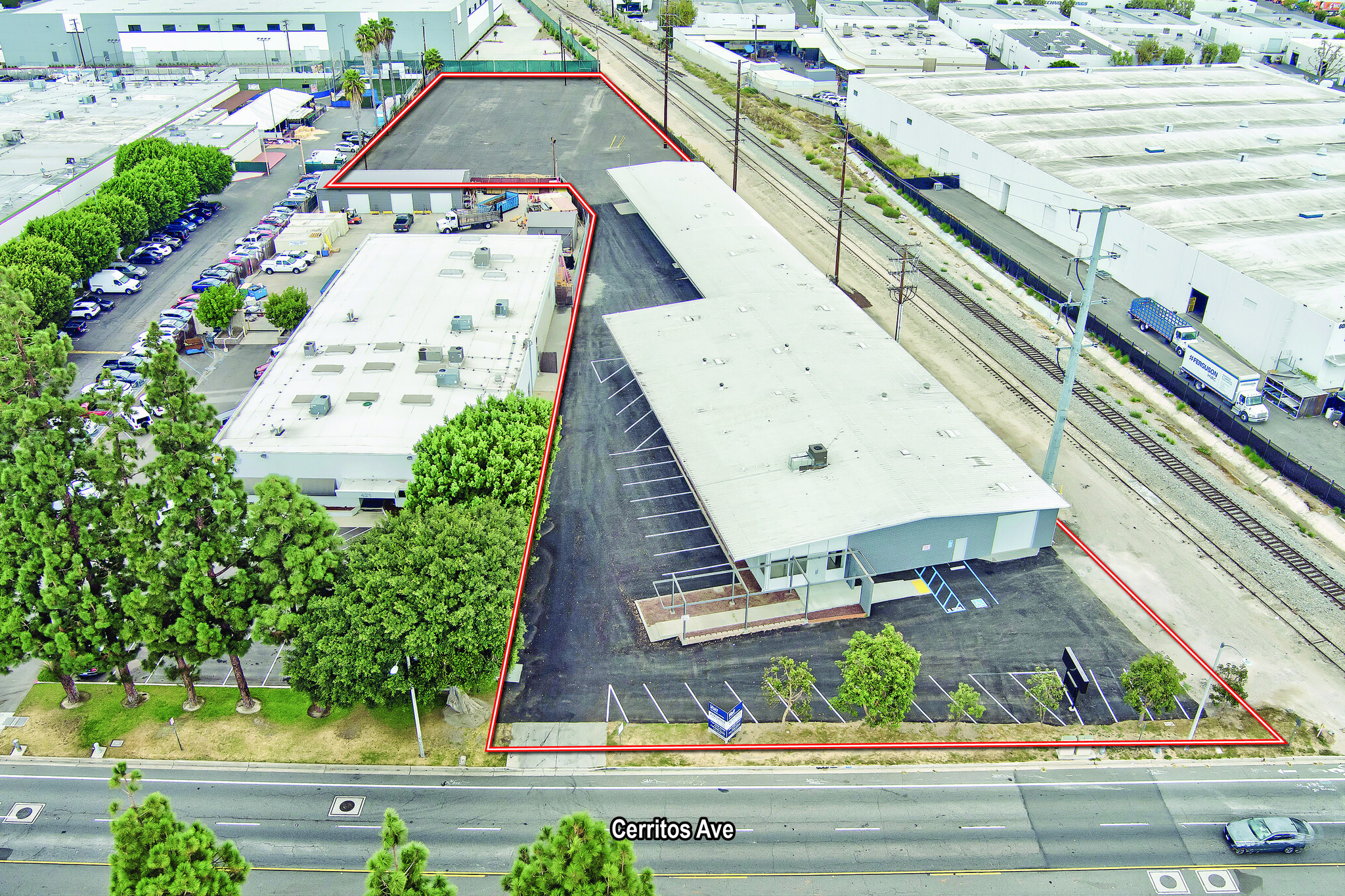 333 W & 501 E Cerritos Ave, Anaheim, CA for lease Primary Photo- Image 1 of 2