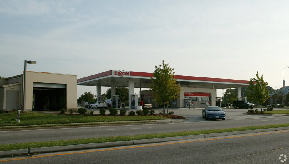 2200 Coliseum Dr, Hampton, VA for lease - Primary Photo - Image 1 of 2