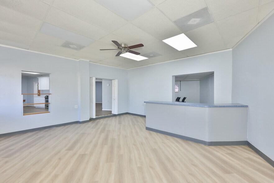 1801 28th St N, Saint Petersburg, FL à vendre - Photo intérieure - Image 3 de 23