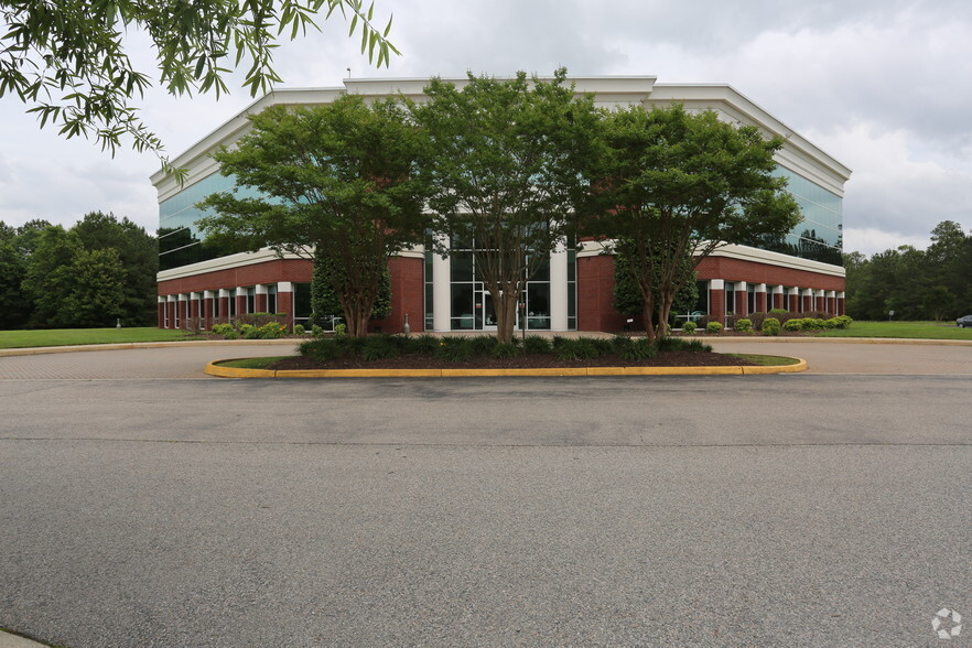 9401 Courthouse Rd, Chesterfield, VA for lease - Building Photo - Image 1 of 18