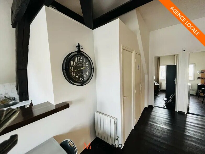 Bureau dans Poissy à louer - Photo intérieure - Image 2 de 5