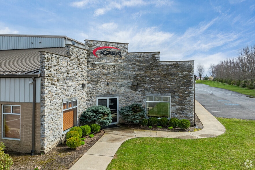 220 S Noah Dr, Saxonburg, PA for sale - Building Photo - Image 1 of 14