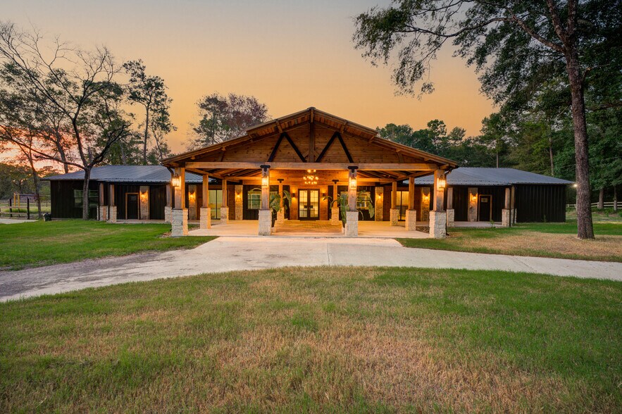 19323 Belleau Wood Dr, Humble, TX à vendre - Photo du bâtiment - Image 1 de 220