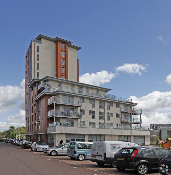 2 Reavell Pl, Ipswich à vendre - Photo du bâtiment - Image 2 de 2