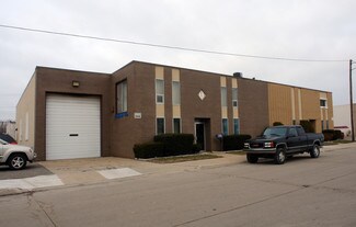 Plus de détails pour 23051-23127 Roseberry Ave, Warren, MI - Industriel à louer
