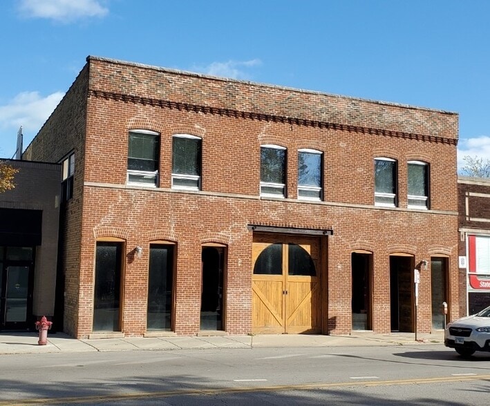 831 Chicago Ave, Evanston, IL à vendre - Photo du bâtiment - Image 1 de 10