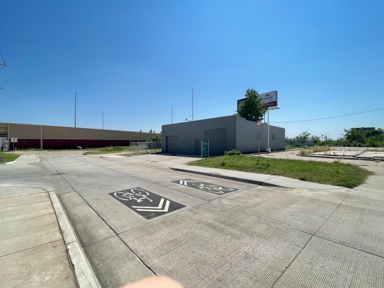 11 S Western Ave, Oklahoma City, OK for lease - Building Photo - Image 3 of 4