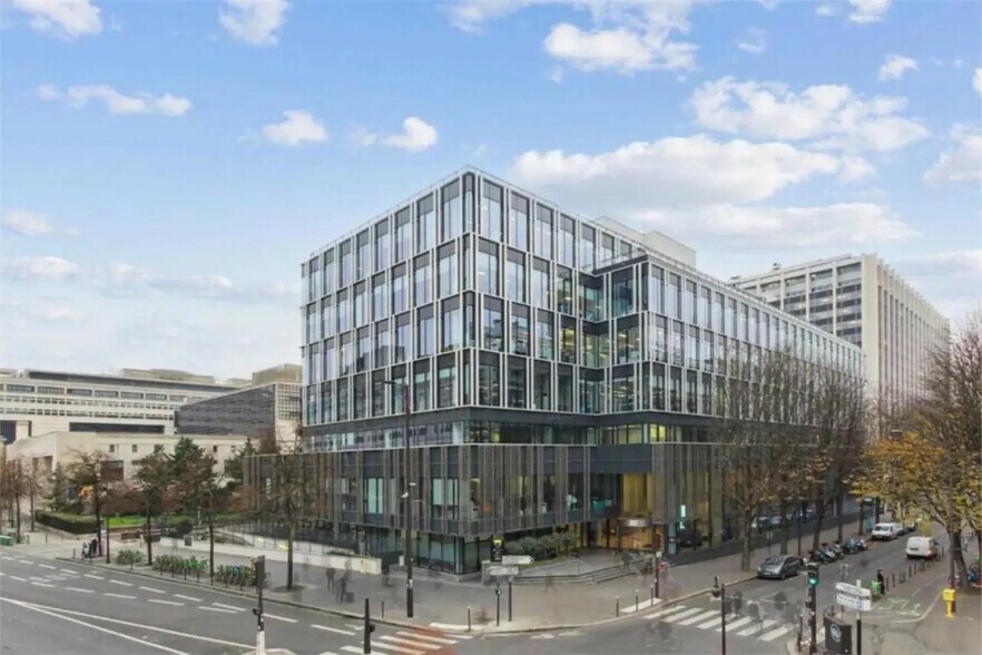 155 Rue De Bercy, Paris à louer - Photo du bâtiment - Image 3 de 11